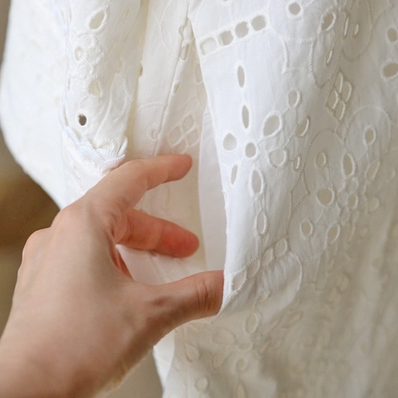 Abi mini dress in broderie anglaise - Picture 8 of 8